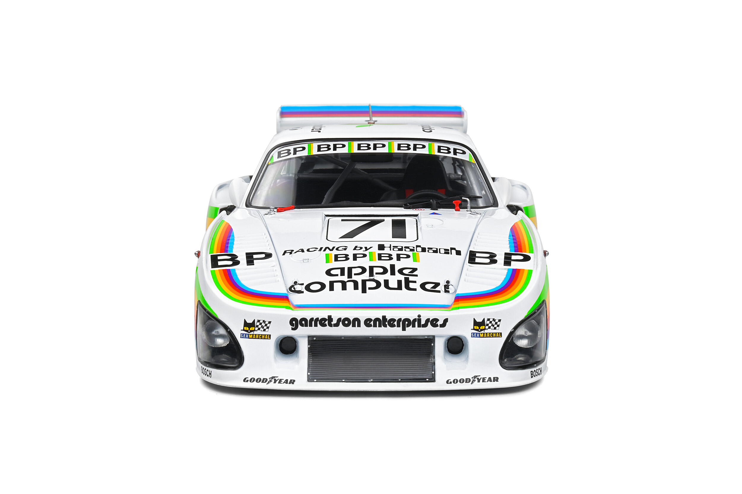 Solido は伝説的なポルシェ 935 K3 1:18 モデルのカラー販売を